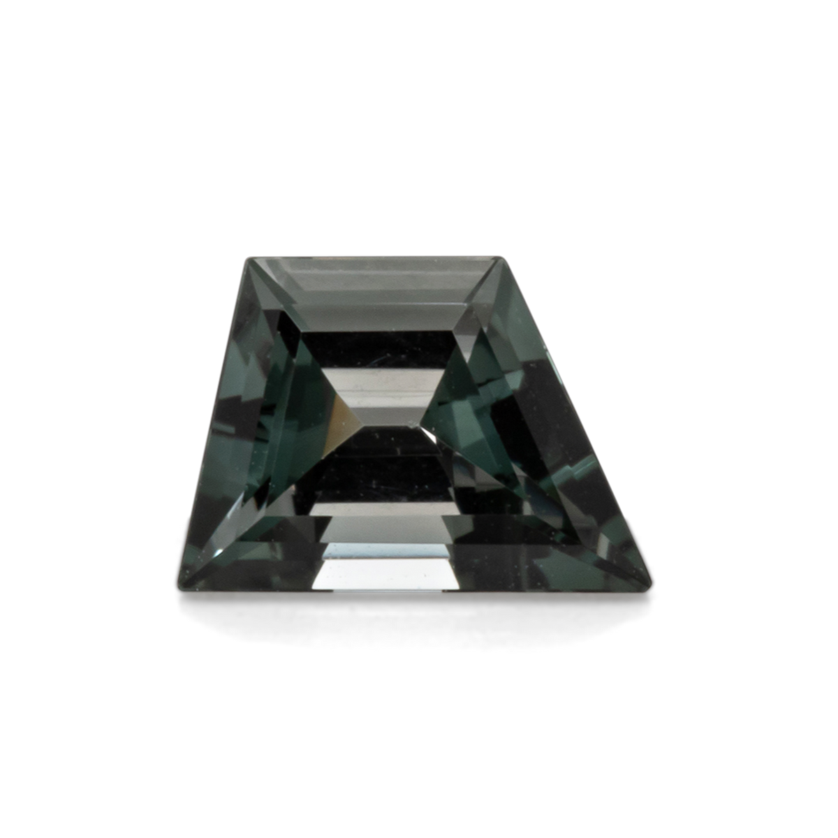 Turmalin - grau, fancy, 6.8x4.8 mm, 0.61 ct, Nr. TR991051