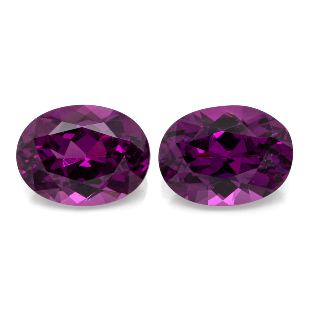 Royal Purple Garnet Paar - lila, oval, 8x6 mm, 3.17 ct, Nr. RP93004