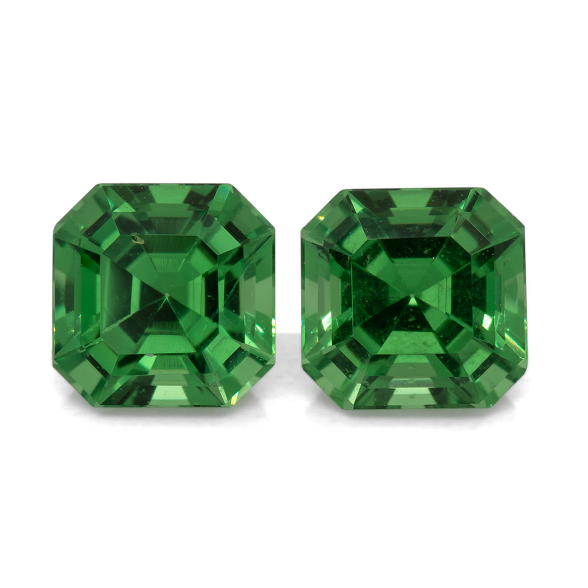 Tsavorite Pair - green, asscher, 4x4 mm, 0.73 ct, No. TS91011