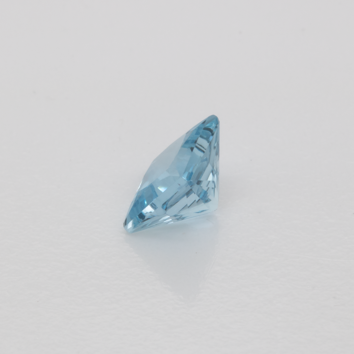 Aquamarine - AA, rectangle, 4x4 mm, 0.27 - 0.31 ct, No. A99046