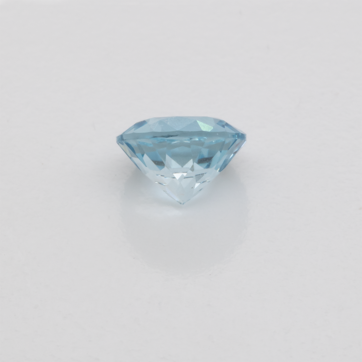 Aquamarine - AA, round, 5x5 mm, 0.42 - 0.46 ct, No. A99050