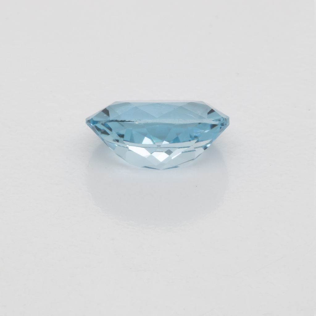 Aquamarine - AAA, oval, 7x5 mm, 0.60 - 0.66 ct, No. A99051