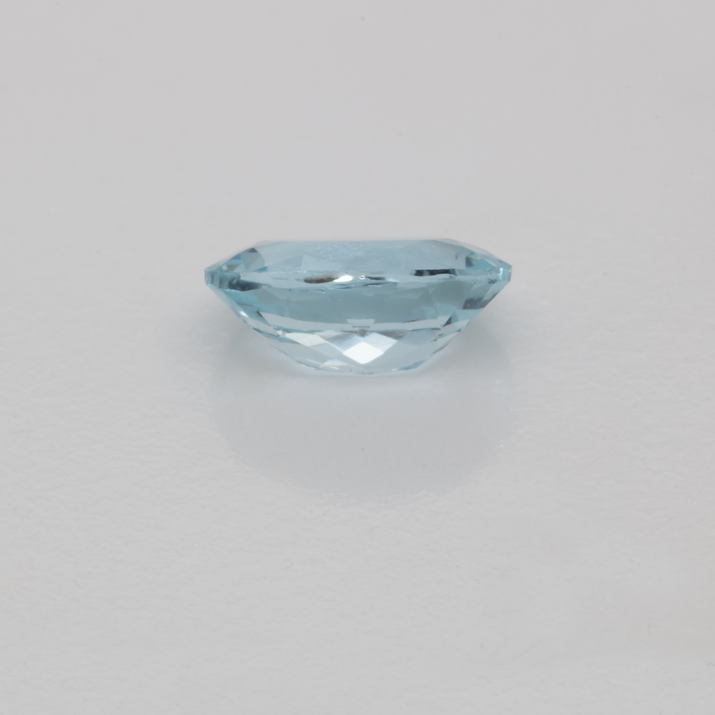 Aquamarin - AA, oval, 7x5 mm, 0.62 - 0.65 ct, Nr. A99052