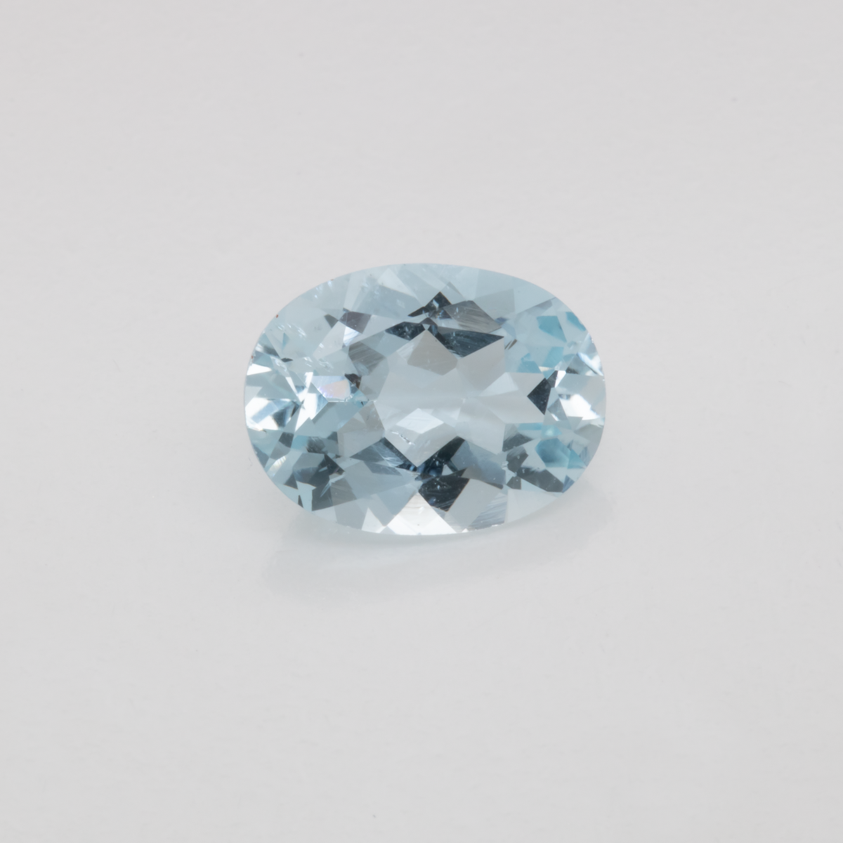 Aquamarine - A, oval, 8x6 mm, 1.10 - 1.18 ct, No. A99053