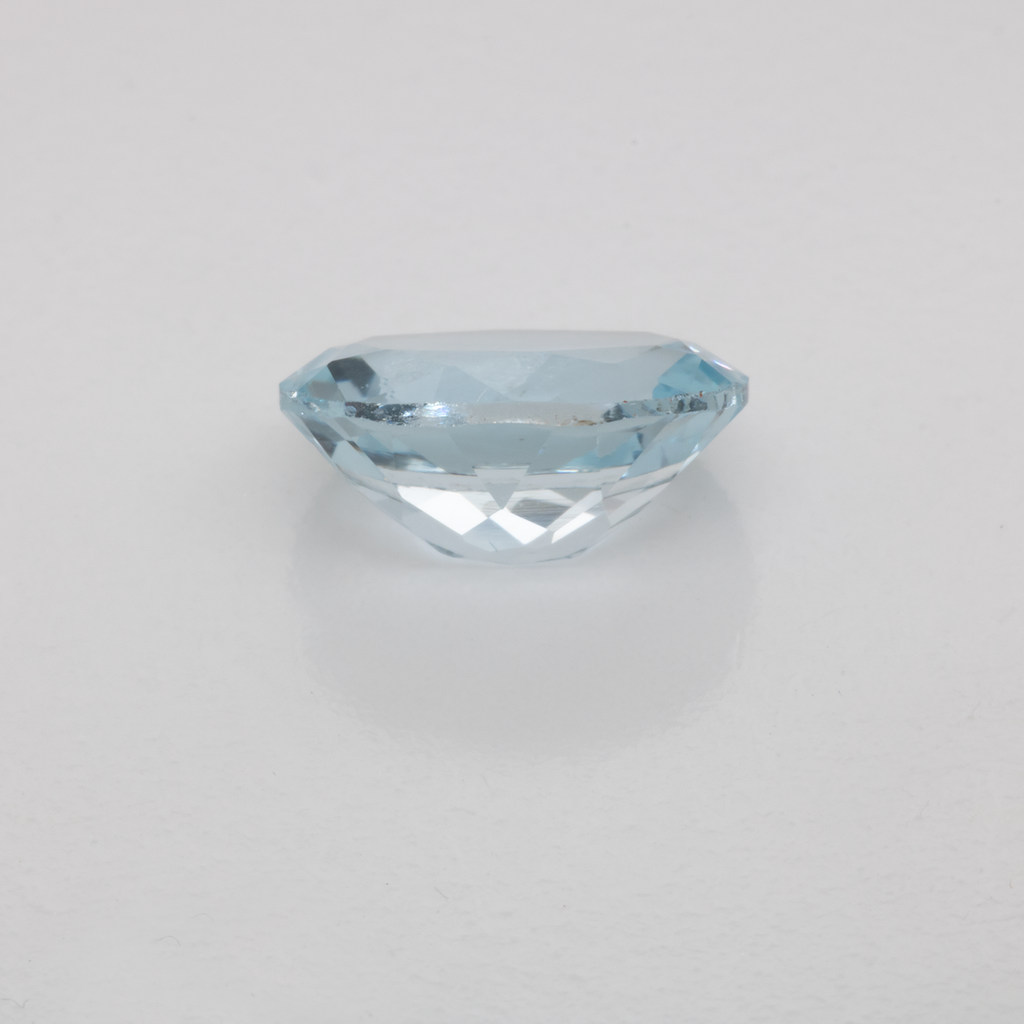 Aquamarine - A, oval, 8x6 mm, 1.10 - 1.18 ct, No. A99053