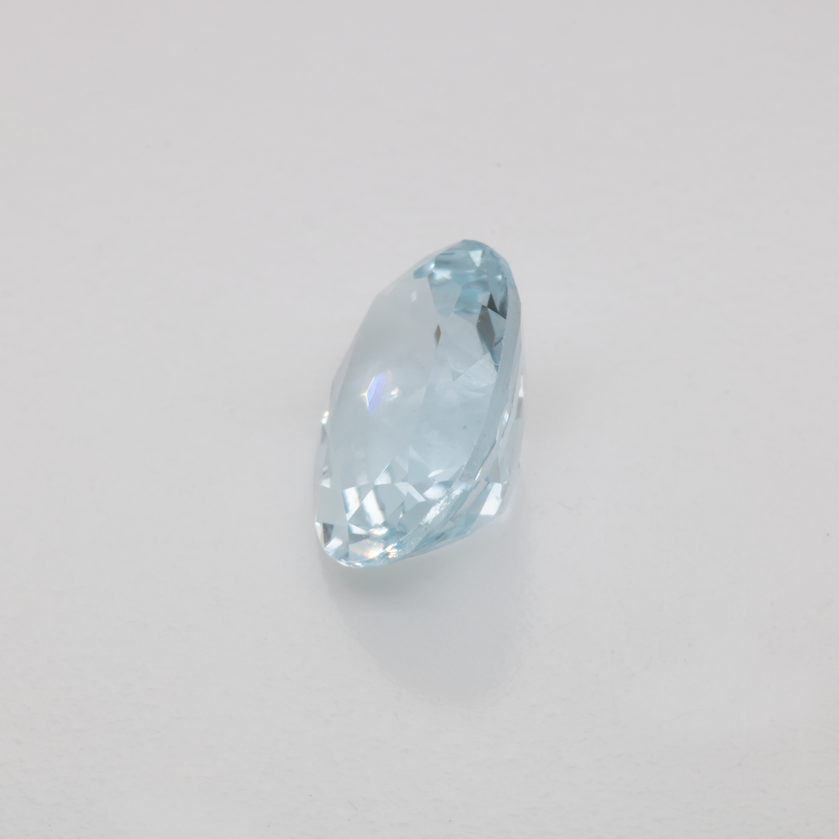 Aquamarine - A, oval, 8x6 mm, 1.10 - 1.18 ct, No. A99053