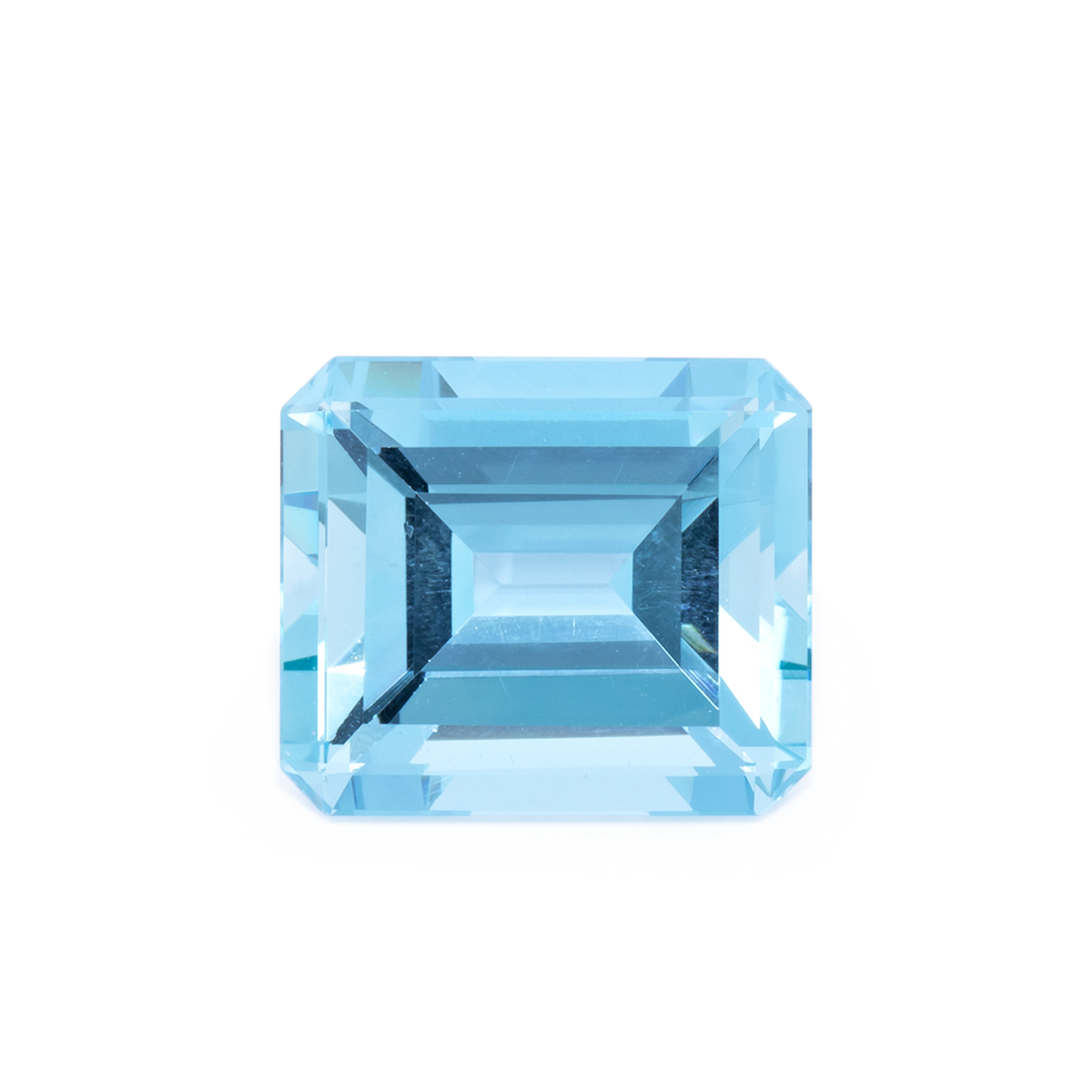 Aquamarine - AAA, octagon, 14x12 mm, 8.59 ct, No. A99075