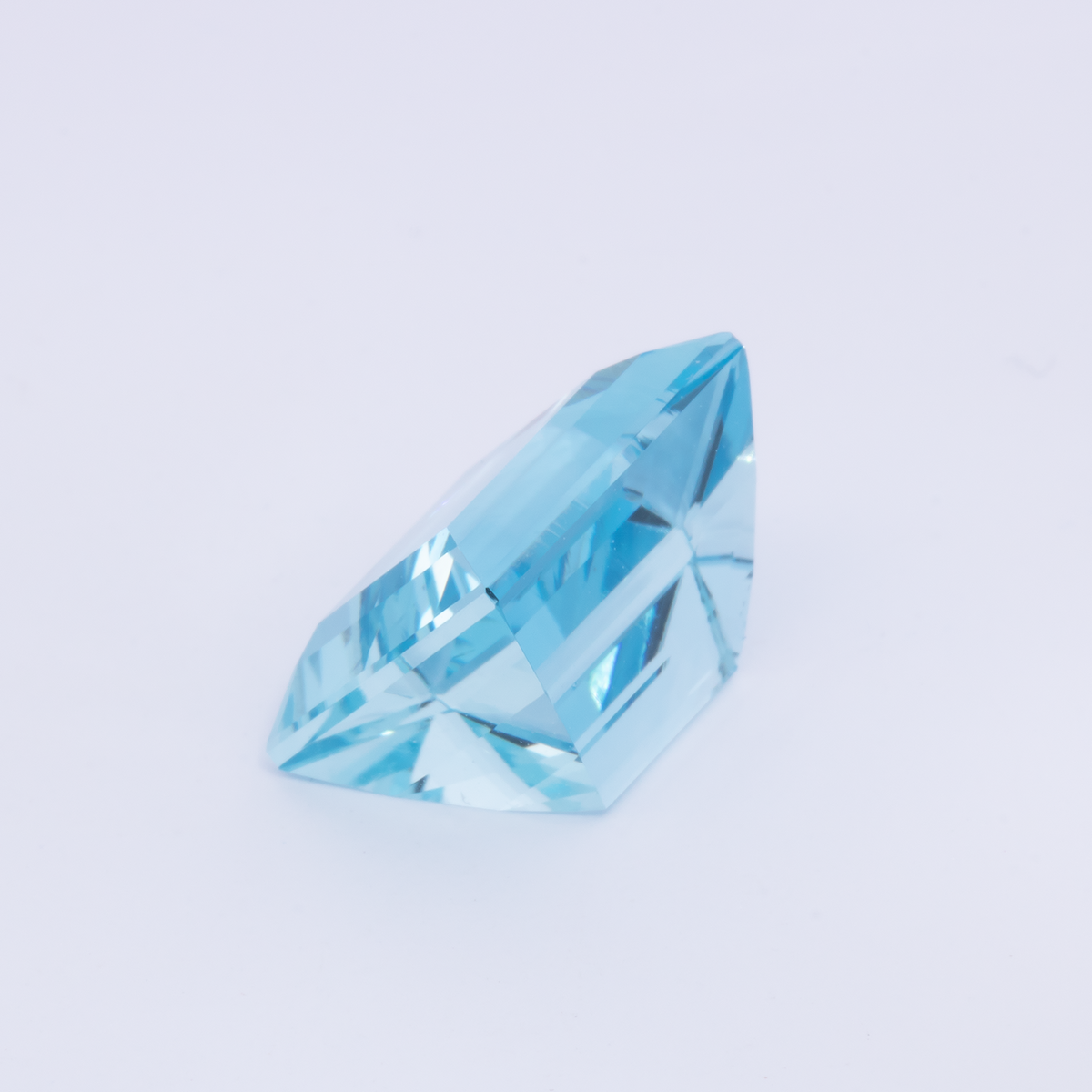Aquamarine - AA, baguette, 11.2x10.5 mm, 6.75 ct, No. A99079