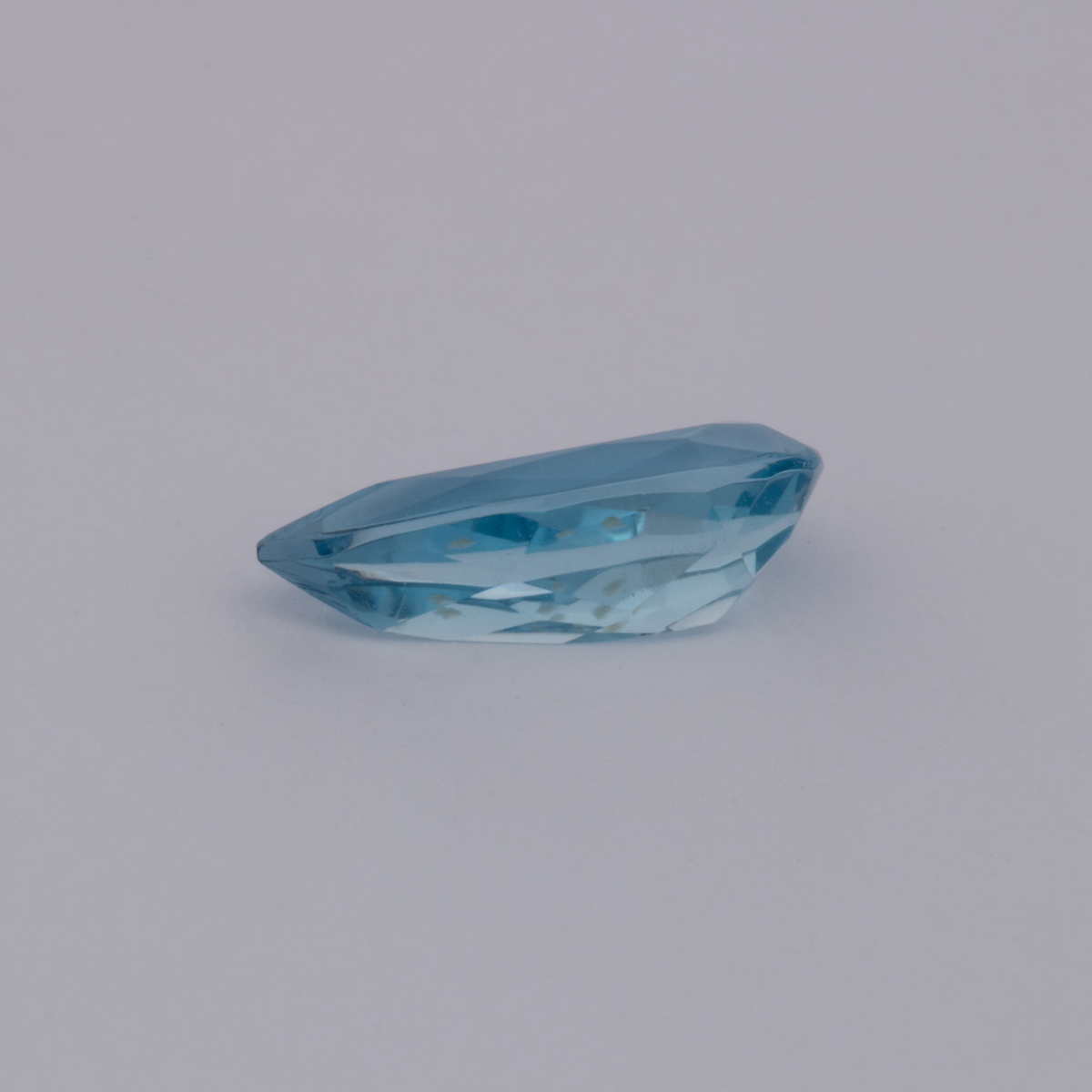 Aquamarine AA - blue, pear, 9.7x4.6 mm, 0.84 ct, No. A99095