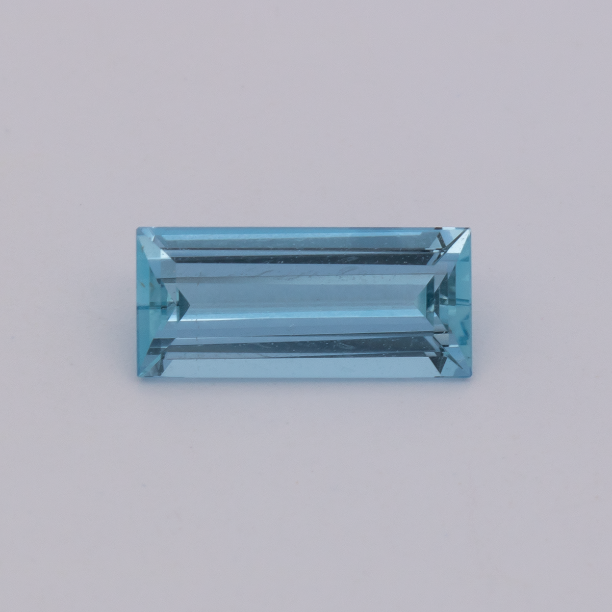 Aquamarin AAA - blau, baguette, 9x4 mm, 0.74 ct, Nr. A99099