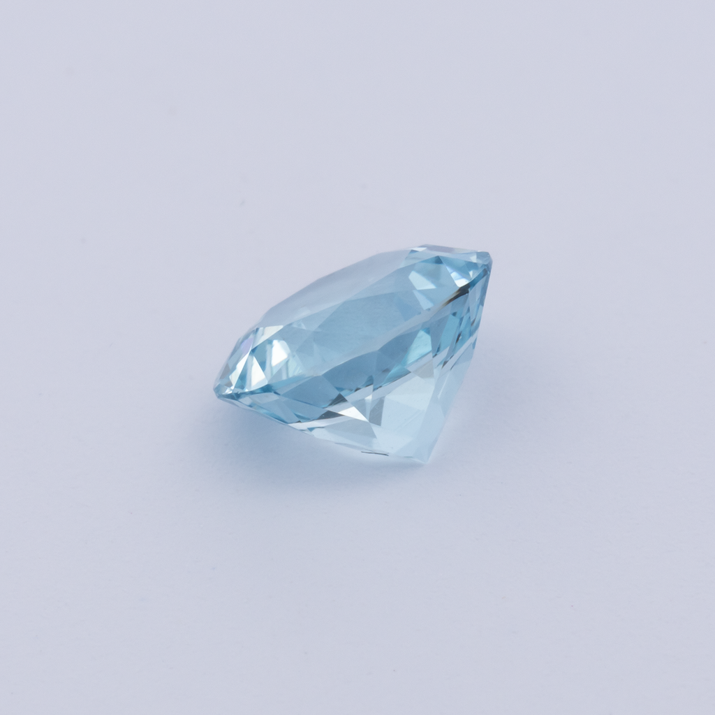 Aquamarin AA - blau, rund, 6x6 mm, 0.68 ct, Nr. A99105