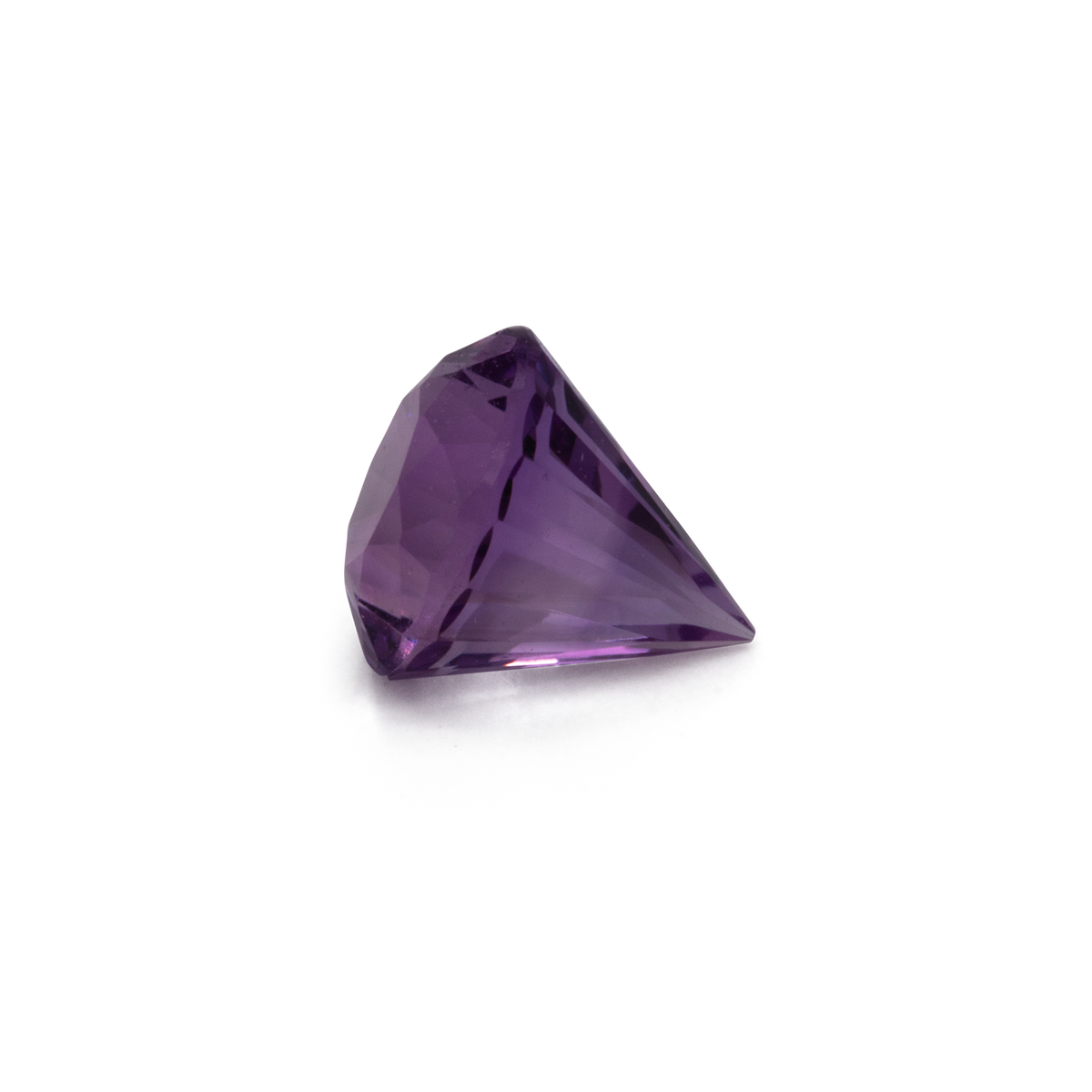 Amethyst - purple, round, 5.20x5.20x5.63 mm, 0.66 ct, No. AMY18001