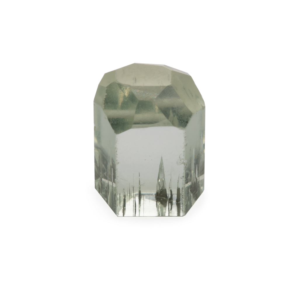 Beryl - green, crystal, 10.6x7.55 mm, 4.18 ct, No. BY23001
