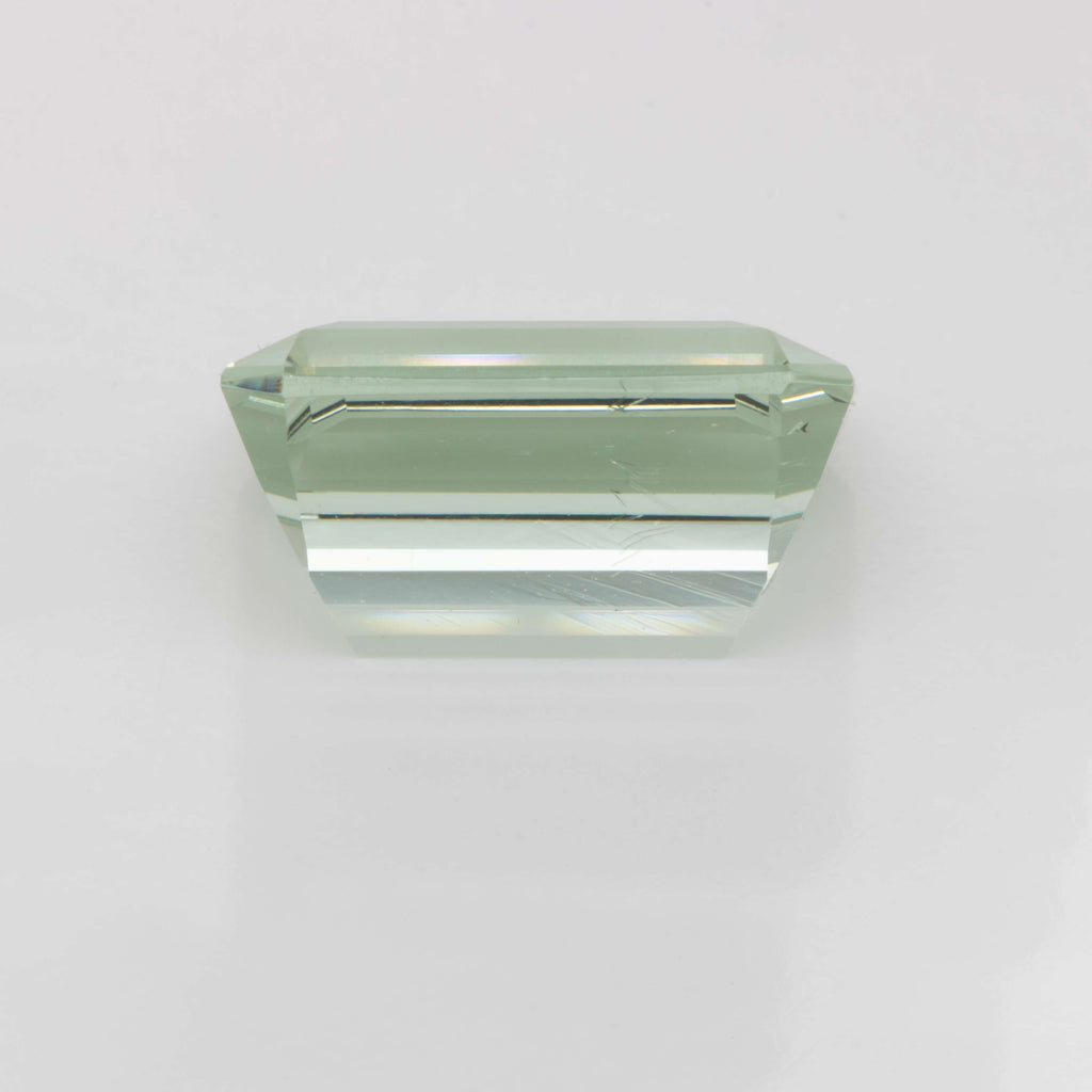 Beryl - green, octagon, 12x9.5 mm, 4.97 ct, No. BY90031