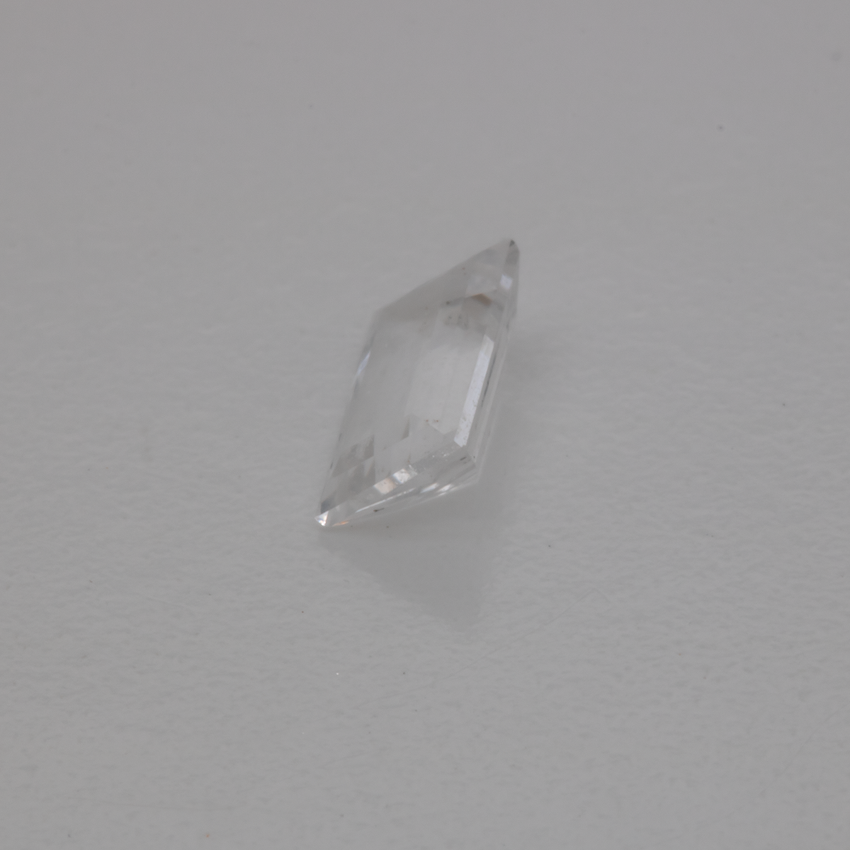 Beryl - white, rectangle, 5x3 mm, 0.24 ct, No. BY90036