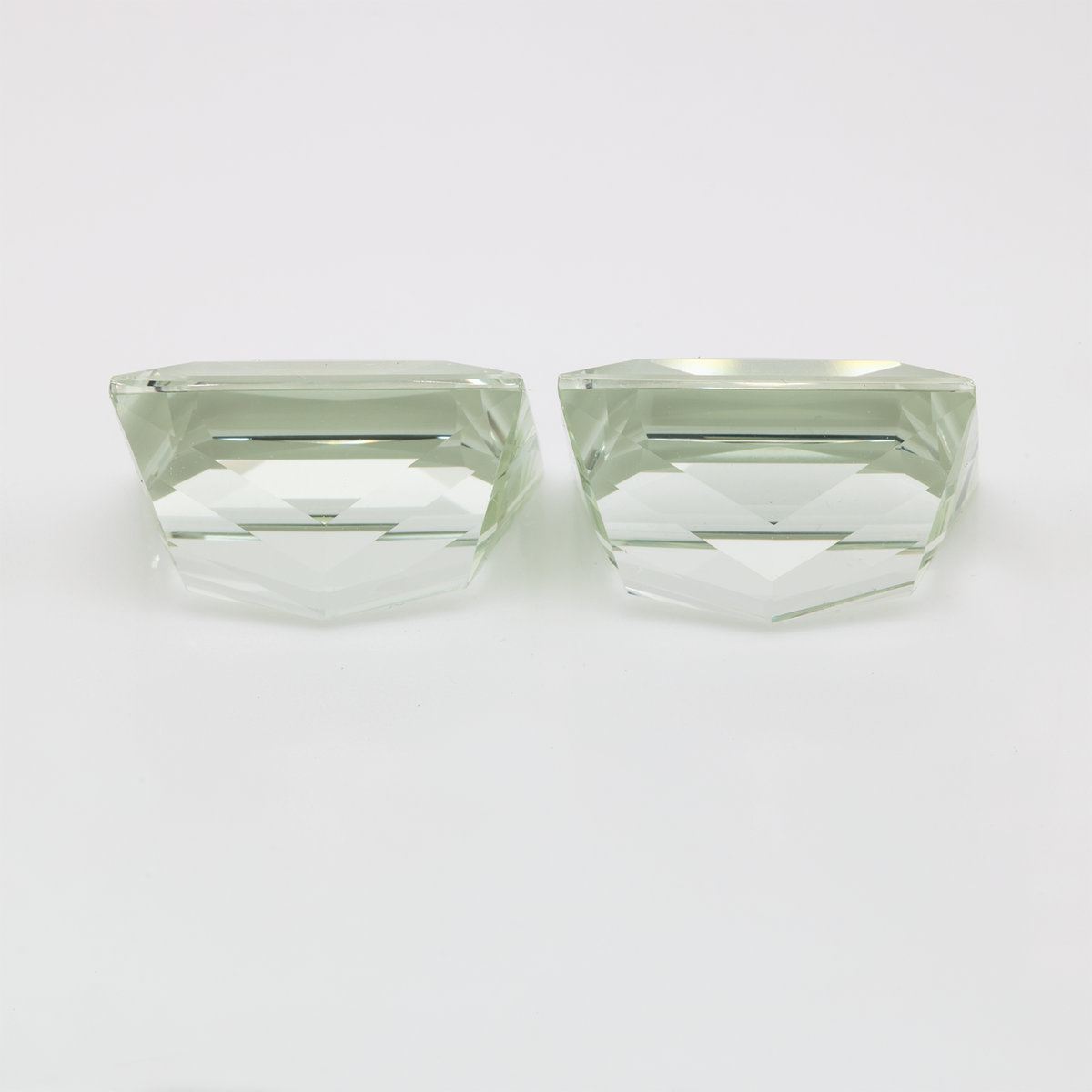 Beryll Paar - grün, rechteck, 15,5x12,5 mm, 25,10 ct, Nr. BY90040