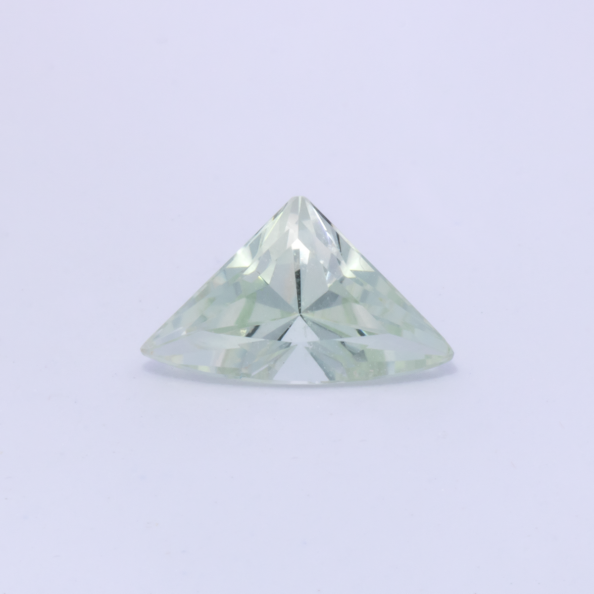 Beryl - green, fancy, 7.1x4.3 mm, 0.36 ct, No. BY90044