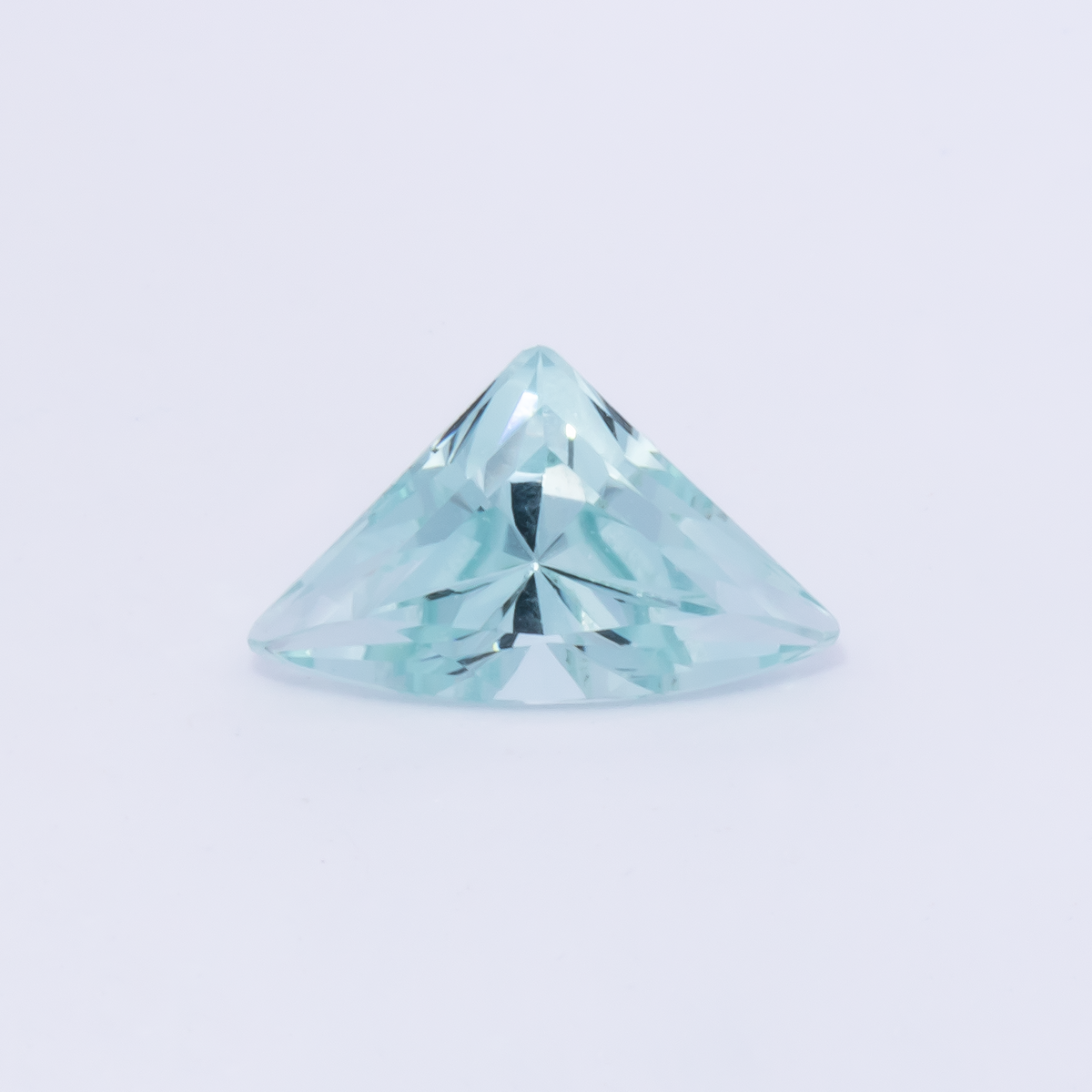 Beryl - green, fancy, 7.2x4.4 mm, 0.34 - 0.39 ct, No. BY90045