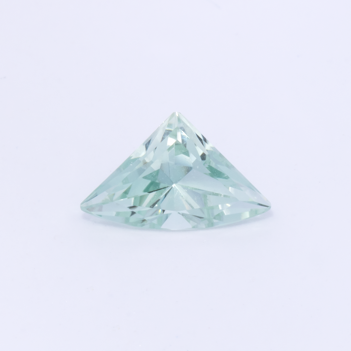 Beryl - green, fancy, 7.1x4.4 mm, 0.35 ct, No. BY90047