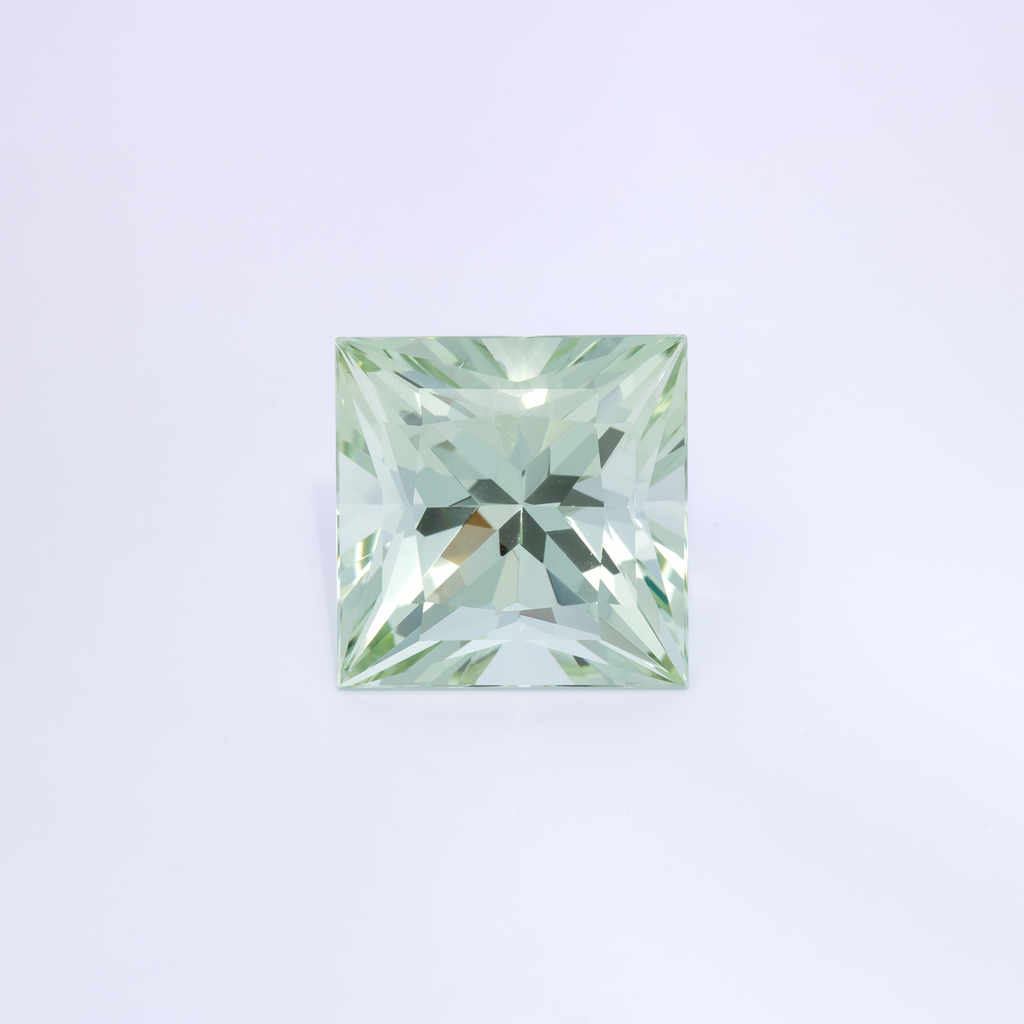 Beryl - green, rectangle, 16x16 mm, 17.81 ct, No. BY90048