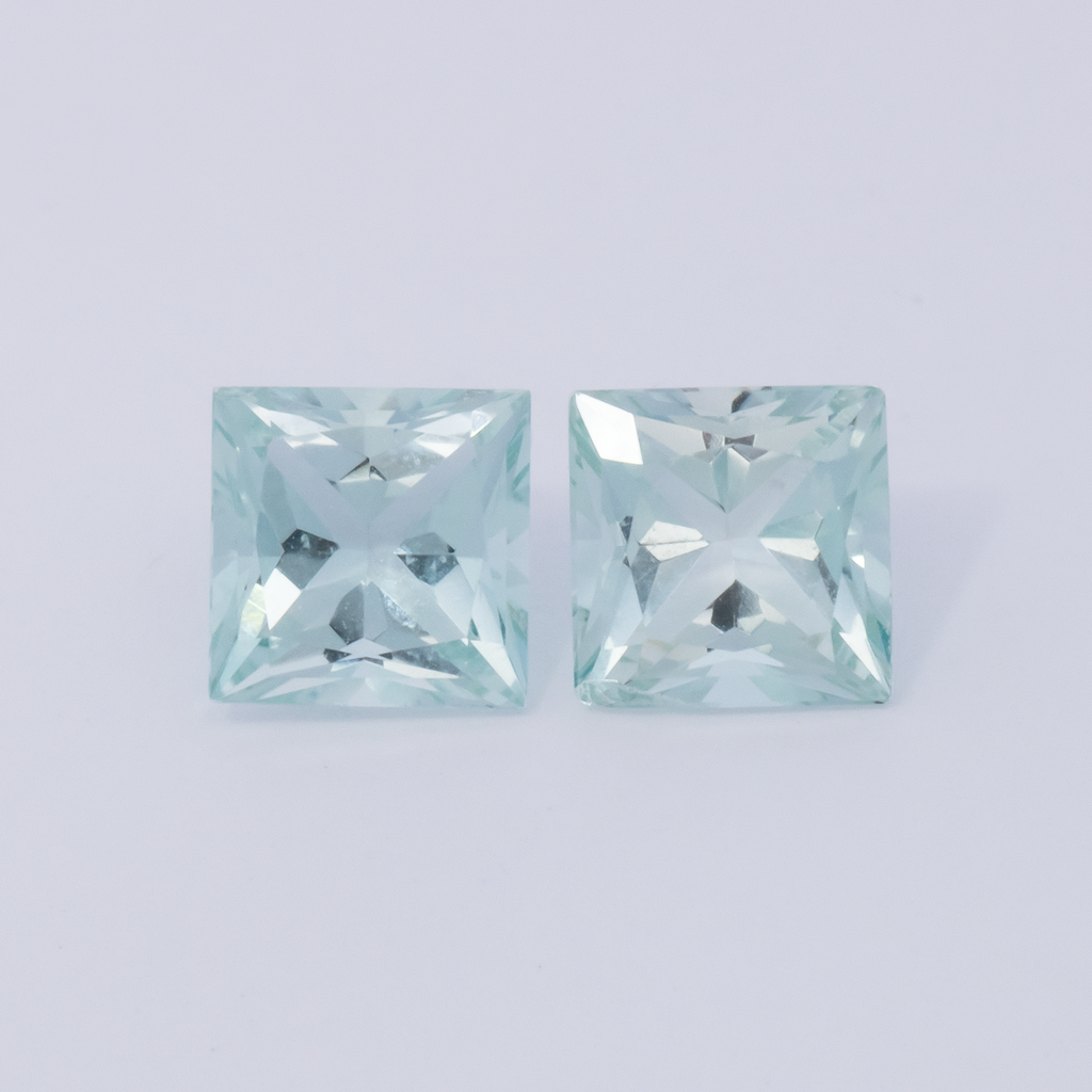 Beryl Pair - blue, rectangle, 4.9x4.9 mm, 1.05 ct, No. BY90050