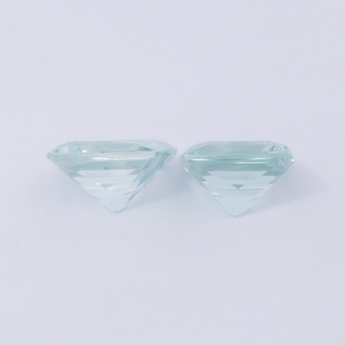 Beryl Pair - blue, rectangle, 4.9x4.9 mm, 1.05 ct, No. BY90050
