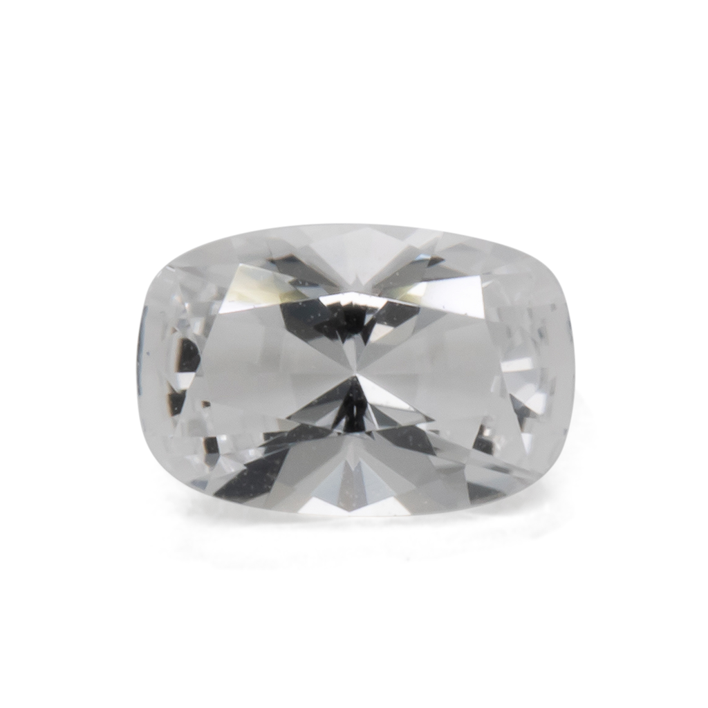 Beryl - white, oval, 6.1x4.1 mm, 0.45 ct, No. BY90063