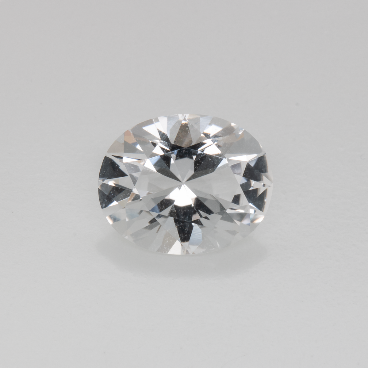 Beryll - weiß, oval, 10x8.1 mm, 2.19 ct, Nr. BY90073