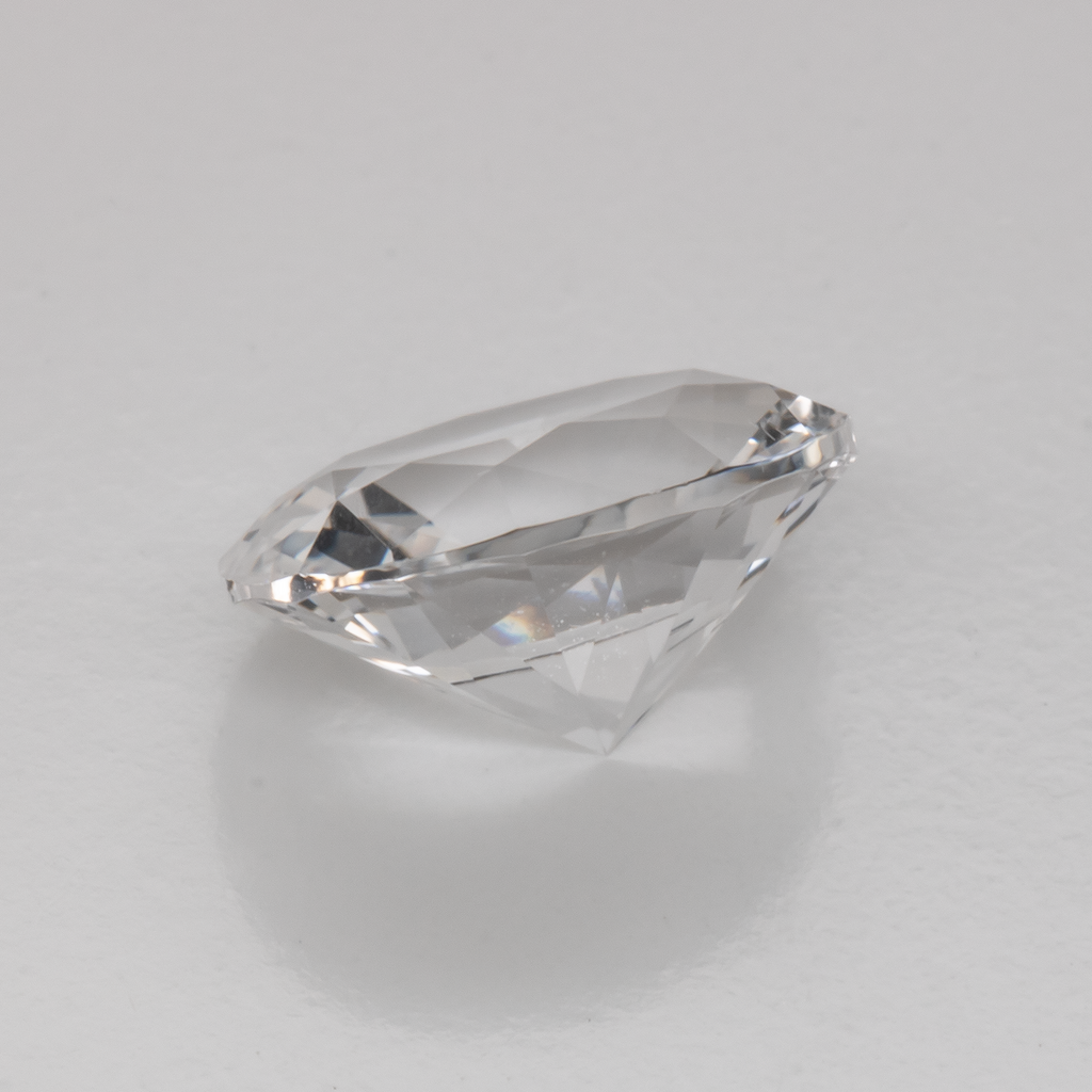 Beryll - weiß, oval, 10x8.1 mm, 2.19 ct, Nr. BY90073
