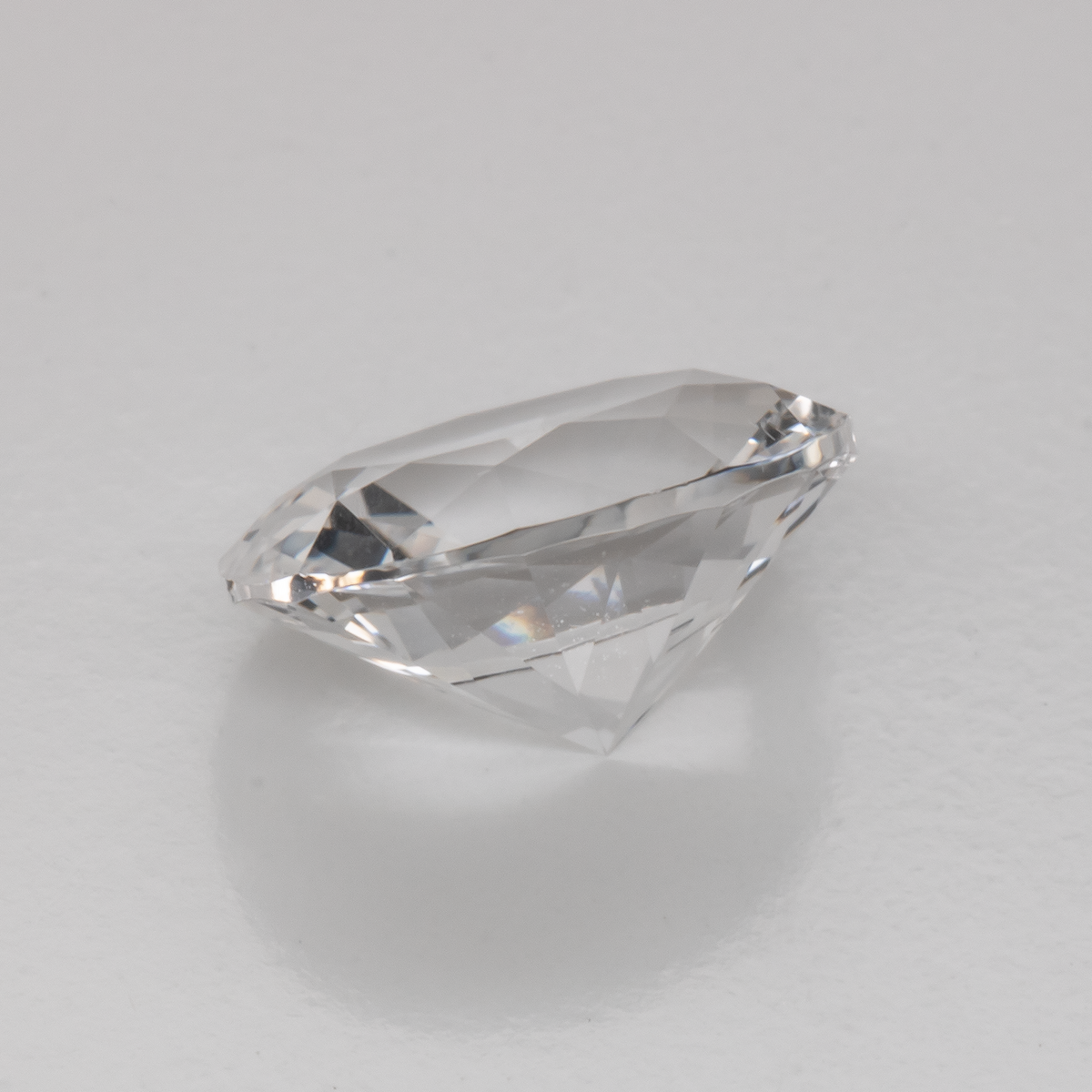 Beryll - weiß, oval, 10x8.1 mm, 2.19 ct, Nr. BY90073