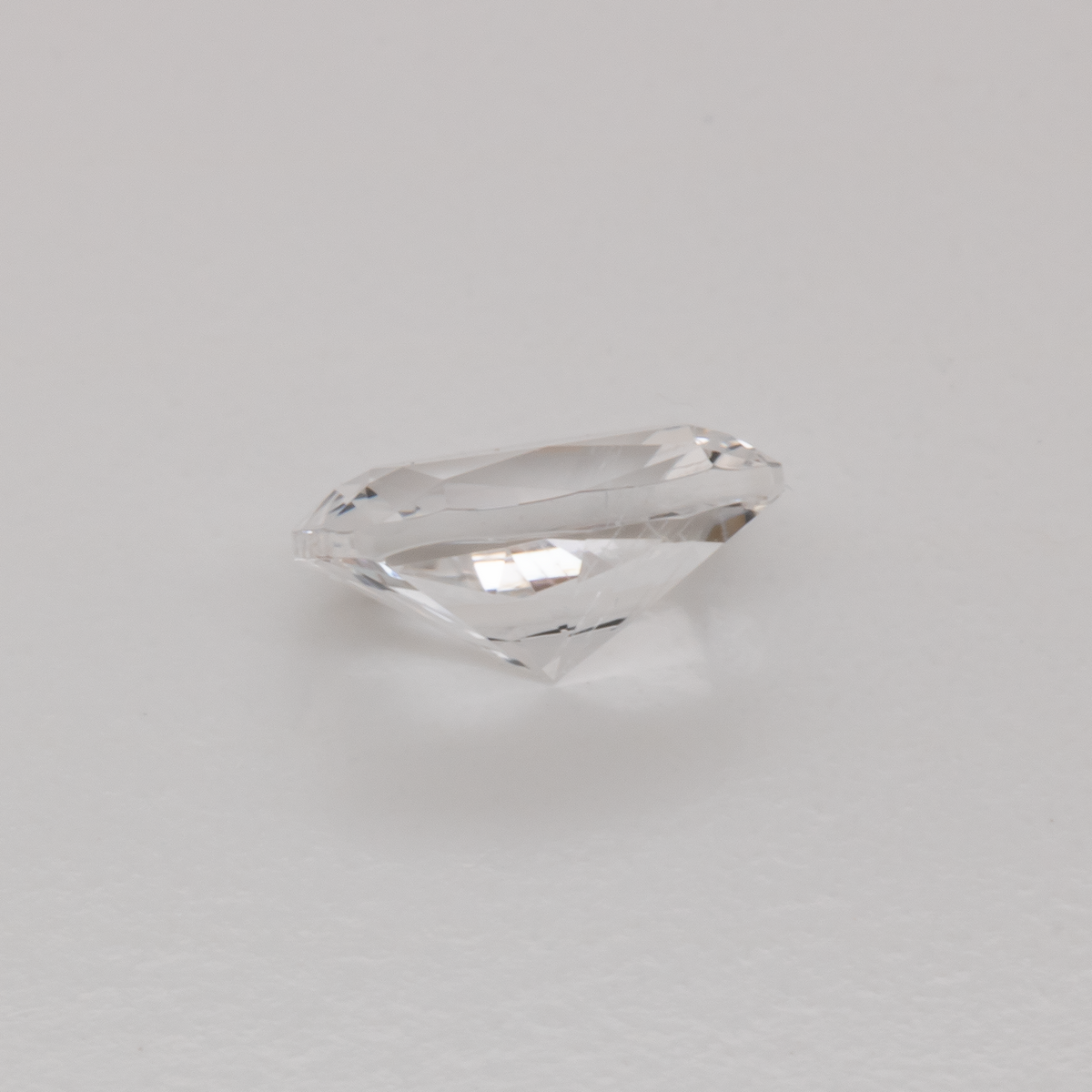 Beryl - white, cushion, 6x4.1 mm, 0.44 ct, No. BY90090