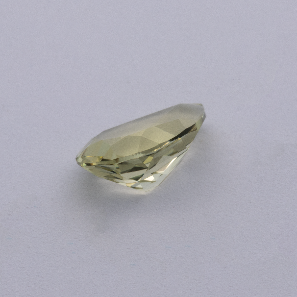 Beryl - yellow, pear, 7x5 mm, 0.54 ct, No. BY90100
