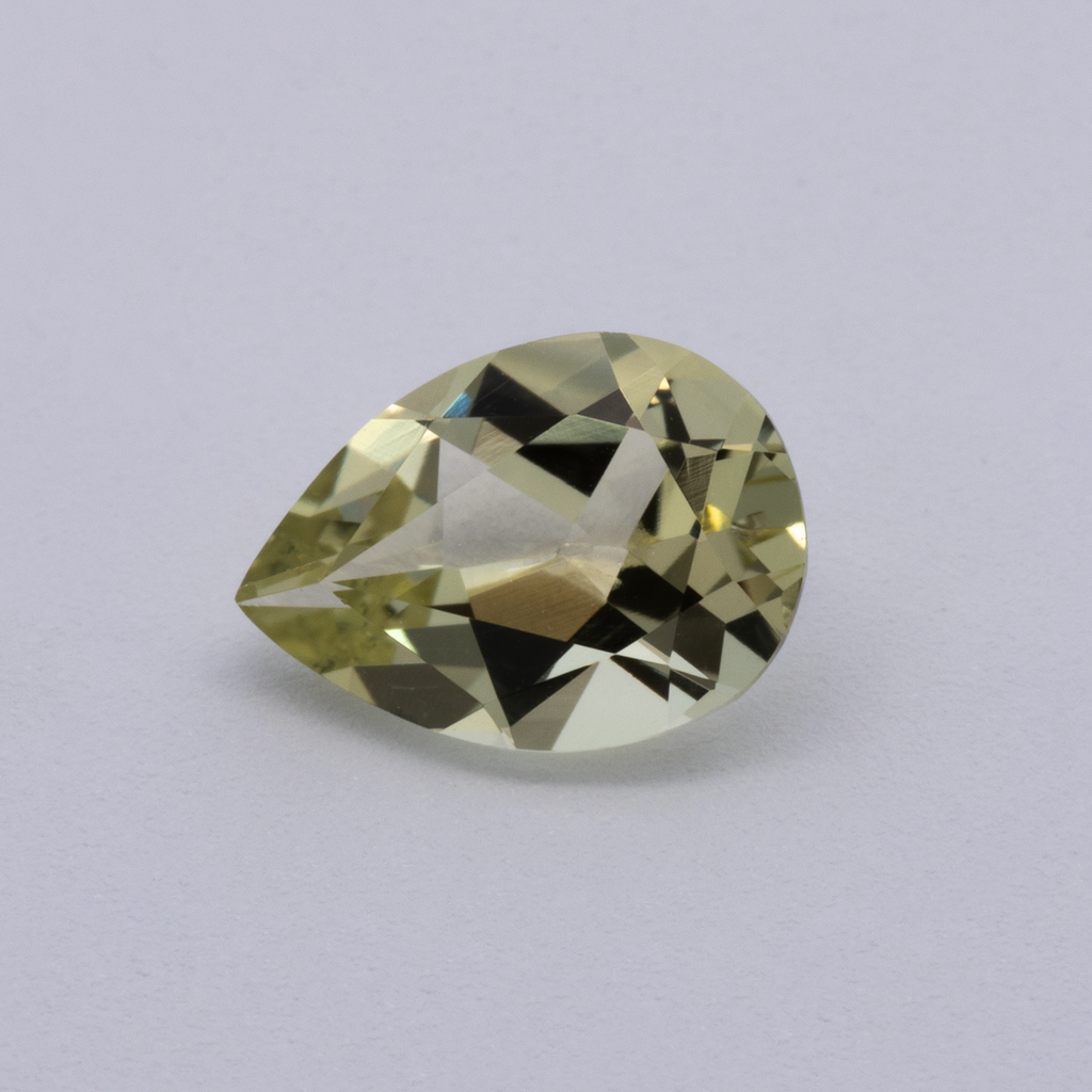 Beryl - yellow, pear, 7x5 mm, 0.54 ct, No. BY90100