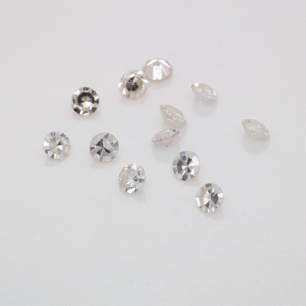 Diamant - fein weiß, VSI1, rund, 1,6x1,6 mm, ca. 0,018 ct, Nr. D10001