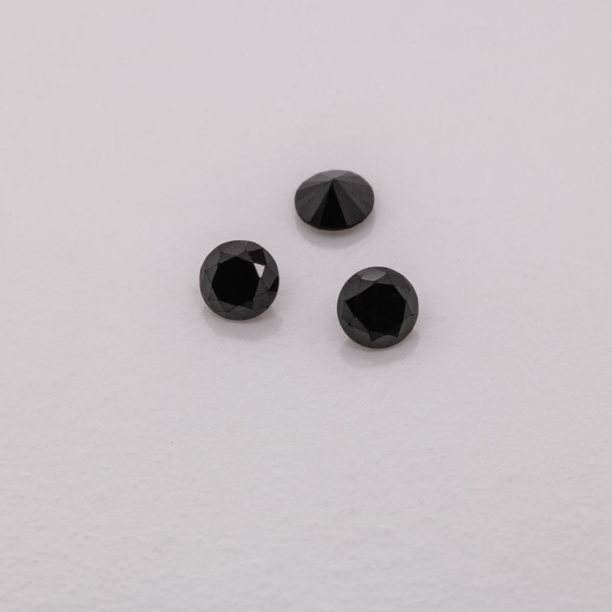 Diamond - black, non-transparent, round, 1.8mm, approx. 0.025 ct, No. D11059