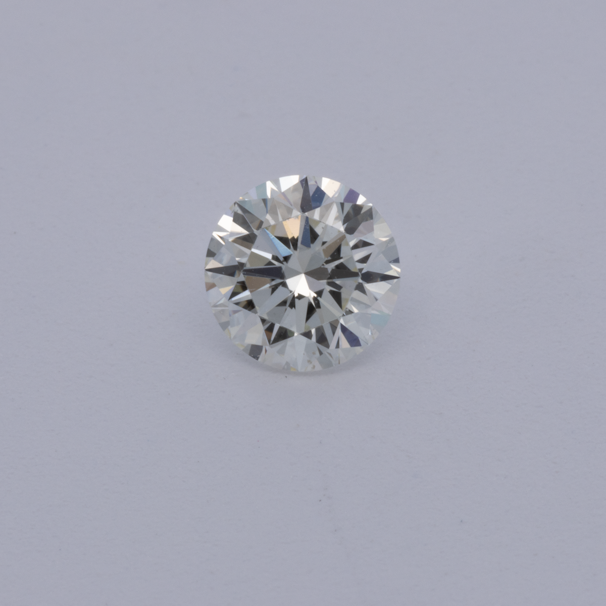 Diamant - leicht getönt weiß, rund, 4x4 mm, 0.26 ct, Nr. D11089