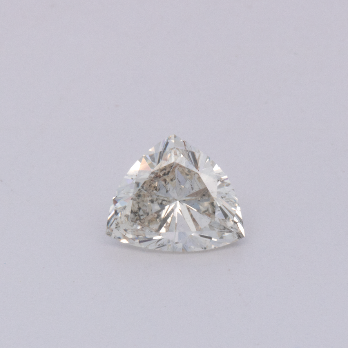 Diamond - slightly tinted white, trillion, 5.3x4.5 mm, 0.35 ct, No. DT1008