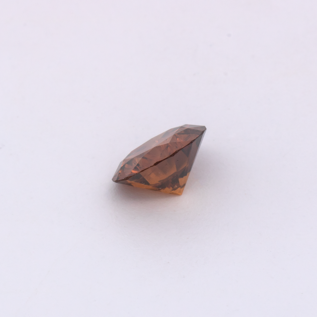 Diamond - brown & orange, round, 6.4x6.4 mm, 0.87 ct, No. DT1011