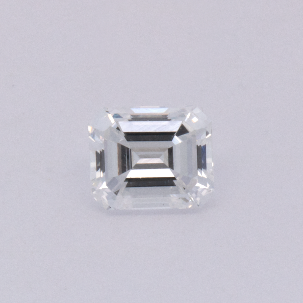 Diamond - fine white, octagon, 4.1x4.3 mm, 0.30 ct, No. DT1012
