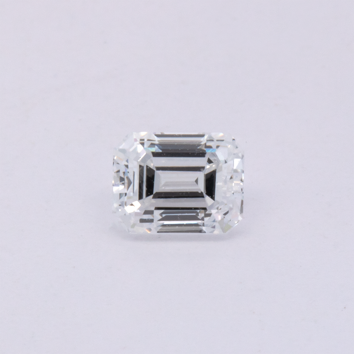 Diamond - fine white, octagon, 4.1x3.2 mm, 0.33 ct, No. DT1013