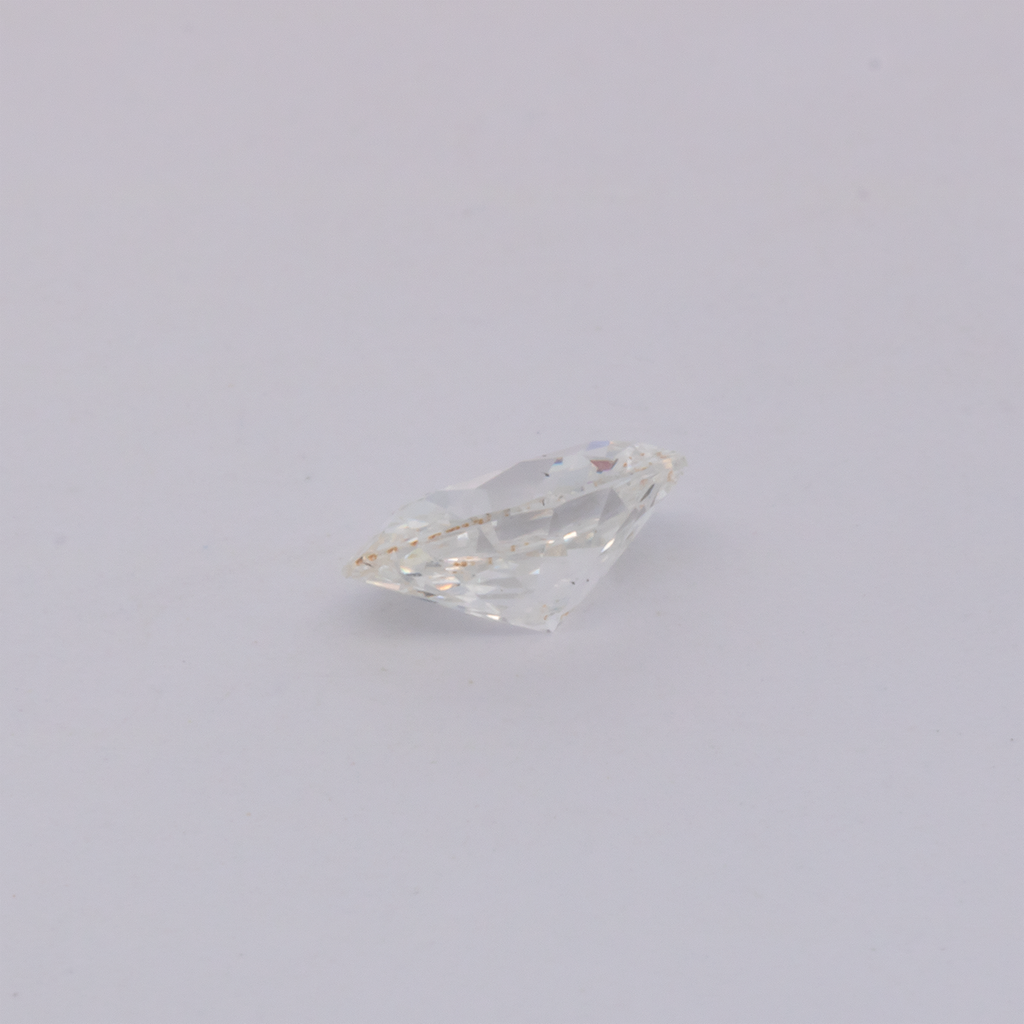 Diamond - white, oval, 5.7x3.8 mm, 0.36 ct, No. DT1014