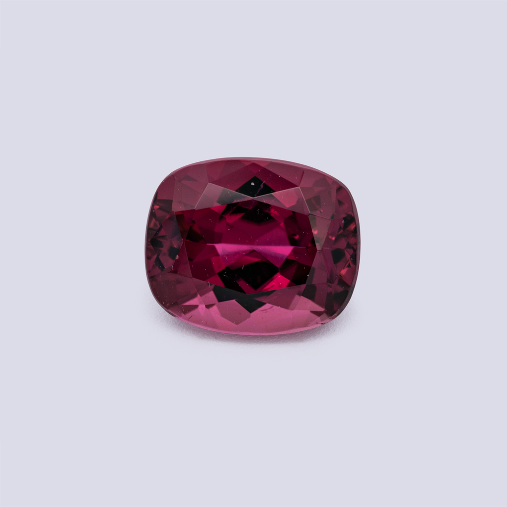 Tourmaline - red, cushion, 8.7x7 mm, 2.13 ct, No. TR991172
