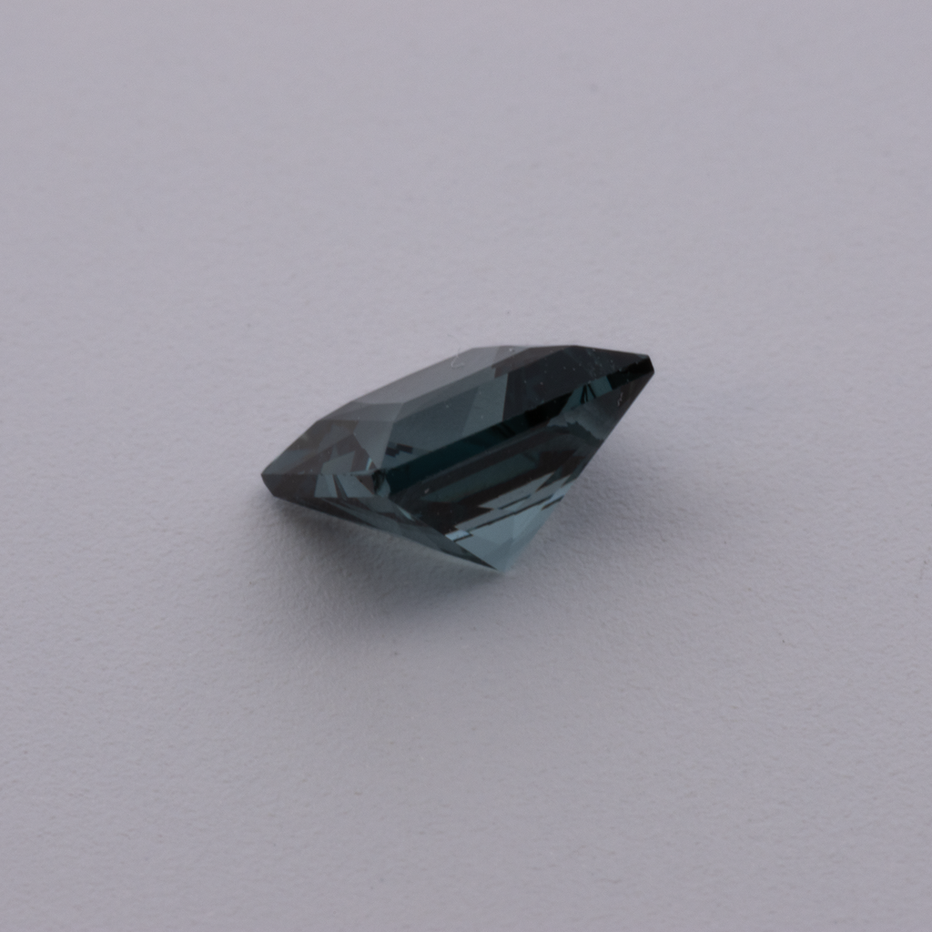 Spinel - gray, rectangle, 5x5 mm, 0.72 ct, No. SP90131