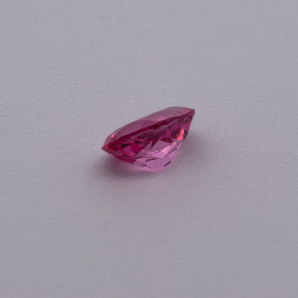 Spinell - pink, oval, 4x3 mm, 0.18 ct, Nr. SP90137