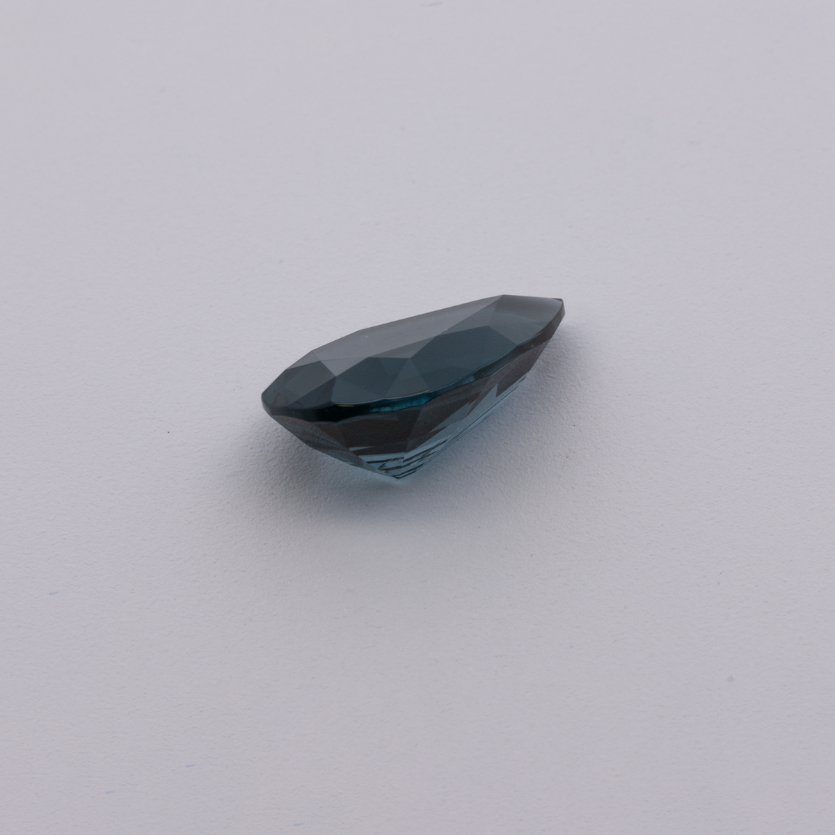 Spinell - blau, birnform, 10.5x7 mm, 2.00 ct, Nr. SP90142