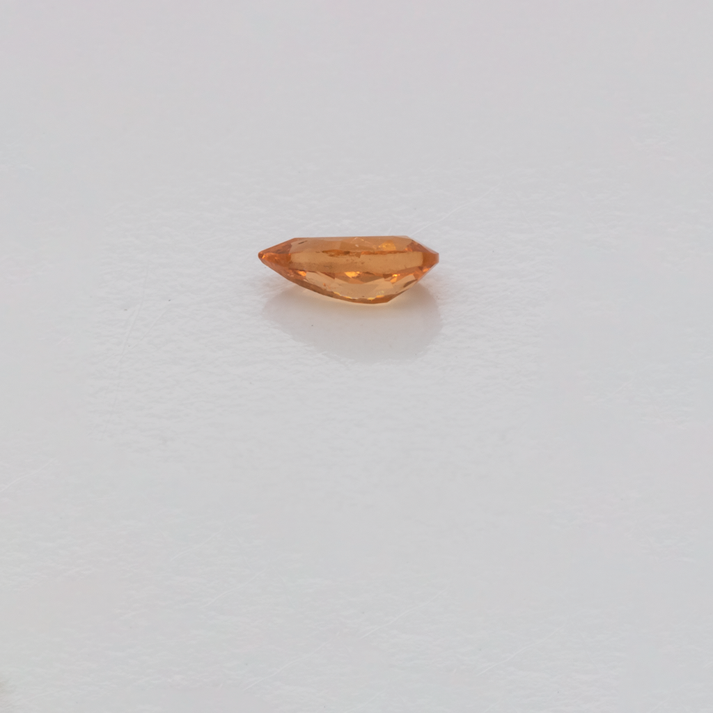 Mandarin Granat - orange, birnform, 4x2 mm, 0,11-0,12 ct, Nr. MG99054