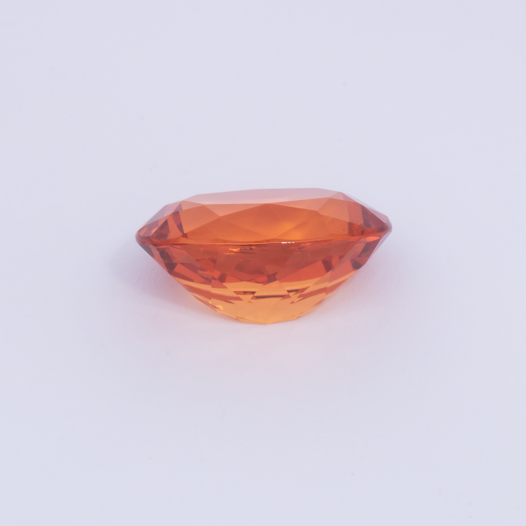 Mandarin Garnet - orange, oval, 10.2x8.1 mm, 3.56 ct, No. MG99063