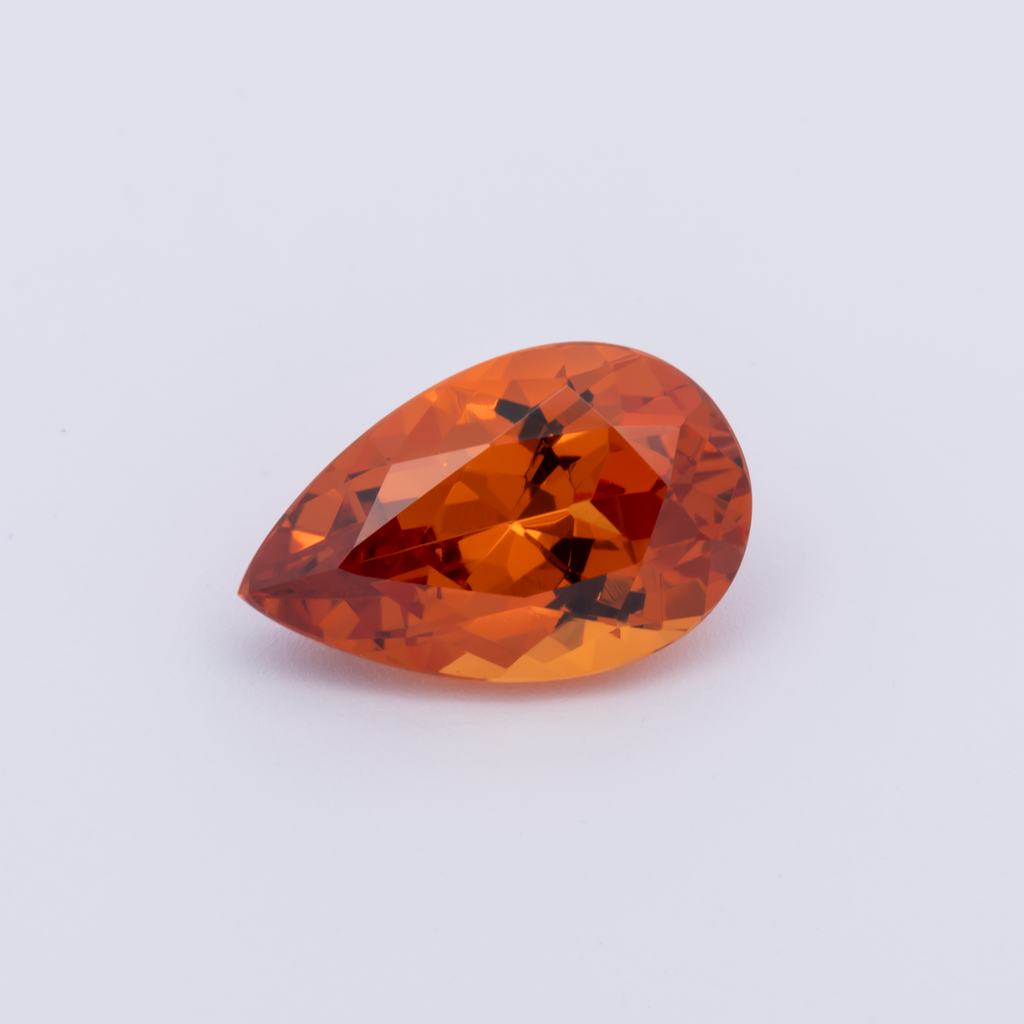 Mandarin Garnet - orange, pear, 11.5x7.3 mm, 3.30 ct, No. MG99066