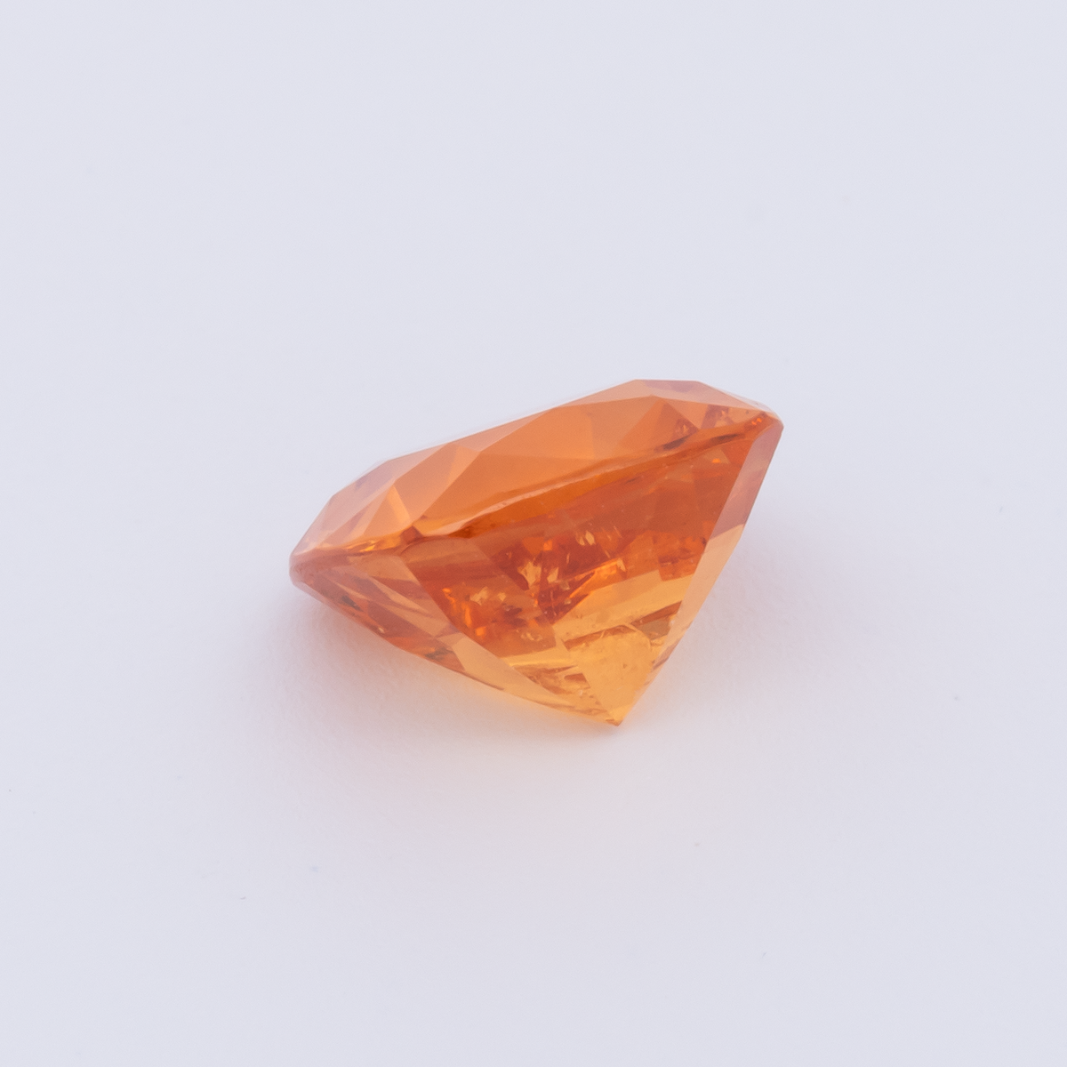 Mandarin Granat - orange, antik, 7.2x7.2 mm, 2.22 ct, Nr. MG99068