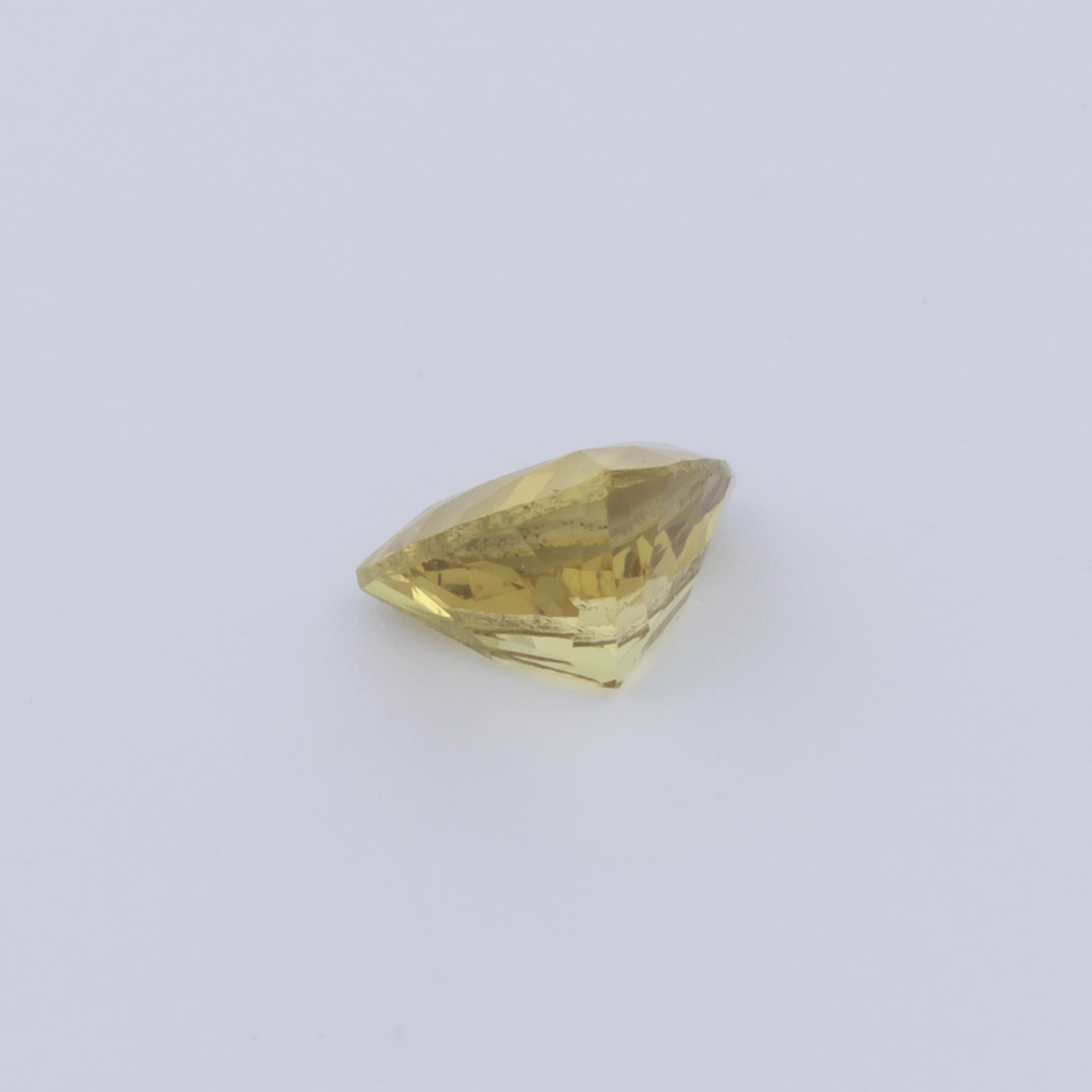 Mali Garnet - yellow, trillion, 5x5 mm, 0.48 ct, No. MI10020